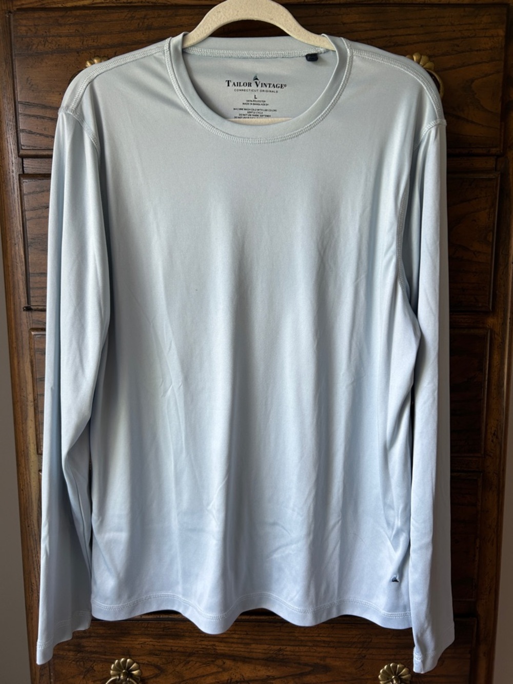 Tailor Vintage Men's Pale Blue Long Sleeve Crew Neck, size L